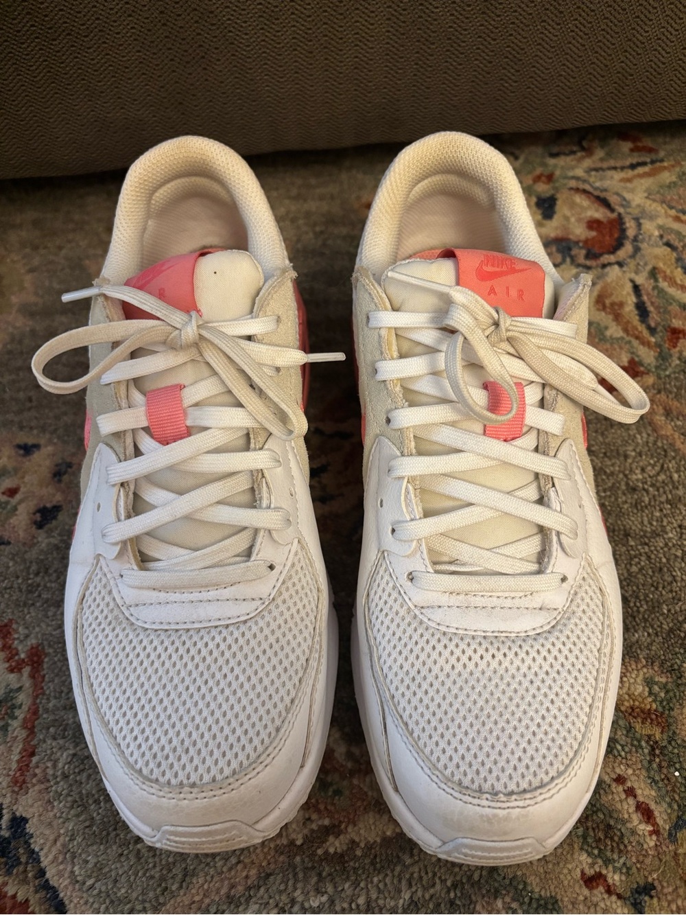 Nike Women’s Air Max Sneakers in White and Pink - Picture 3 of 5